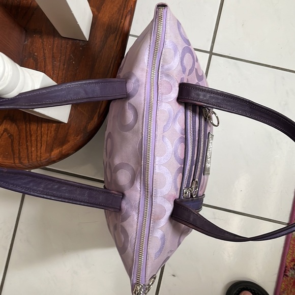 Coach Poppy Rare Vintage Purple straps/Lavender C Fabric Silvertone Hardw - Picture 15 of 16